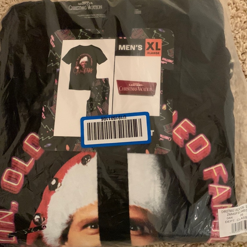 NWT National Lampoon Christmas Vacation pajama XL